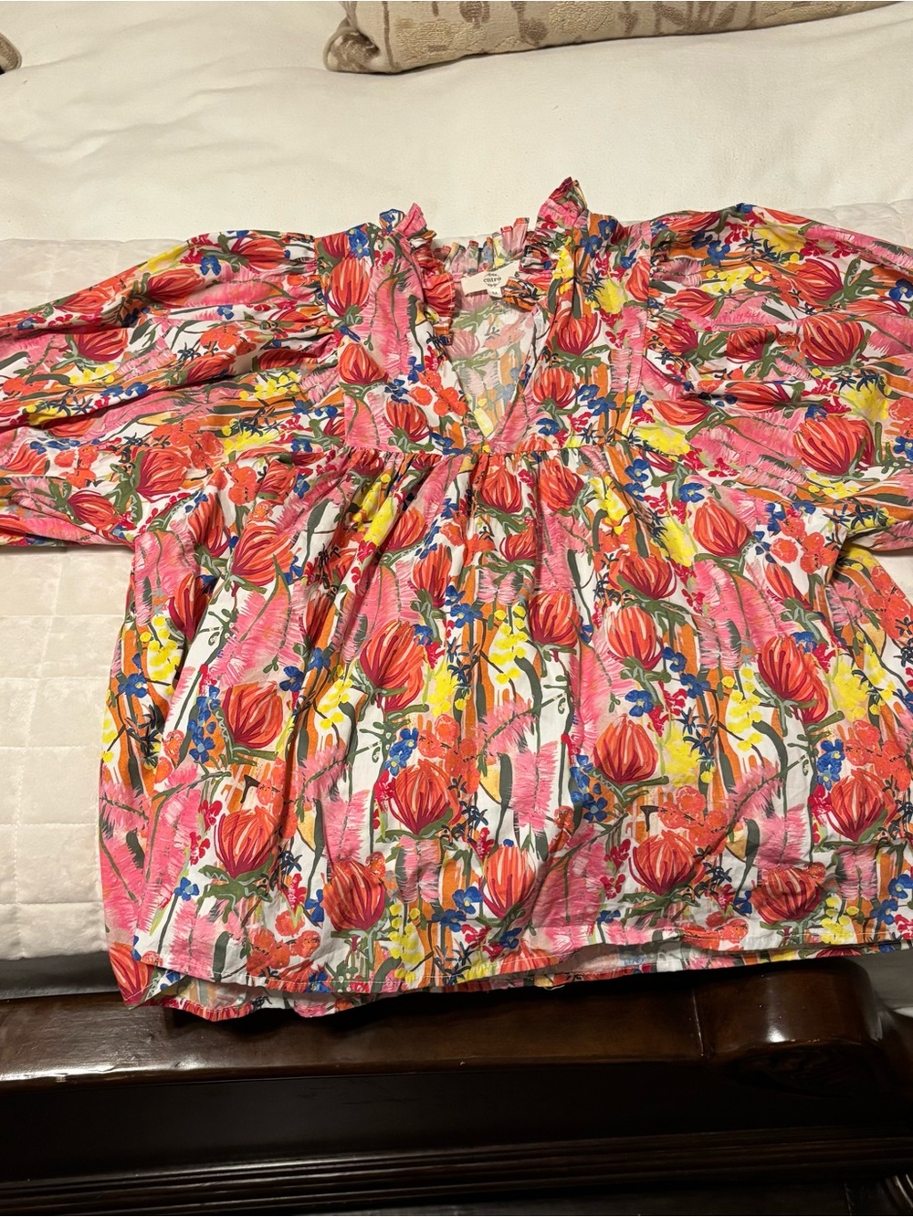 entro Pink Floral Balloon-Sleeve Blouse with Multicolor Blooms